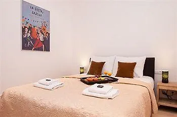 Ramblas Deluxe Apartment