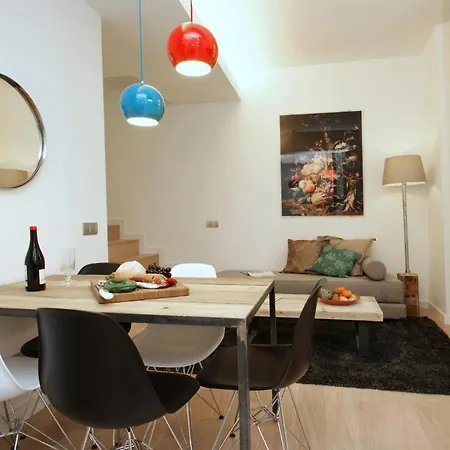 Ramblas Deluxe Apartment *
